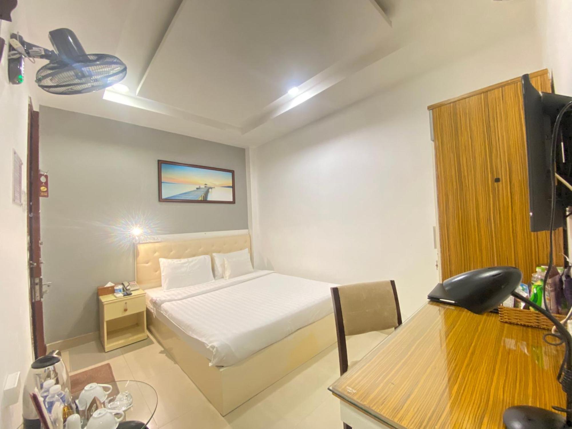 A25 Hotel - 13 Bui Thi Xuan Хошимин Экстерьер фото