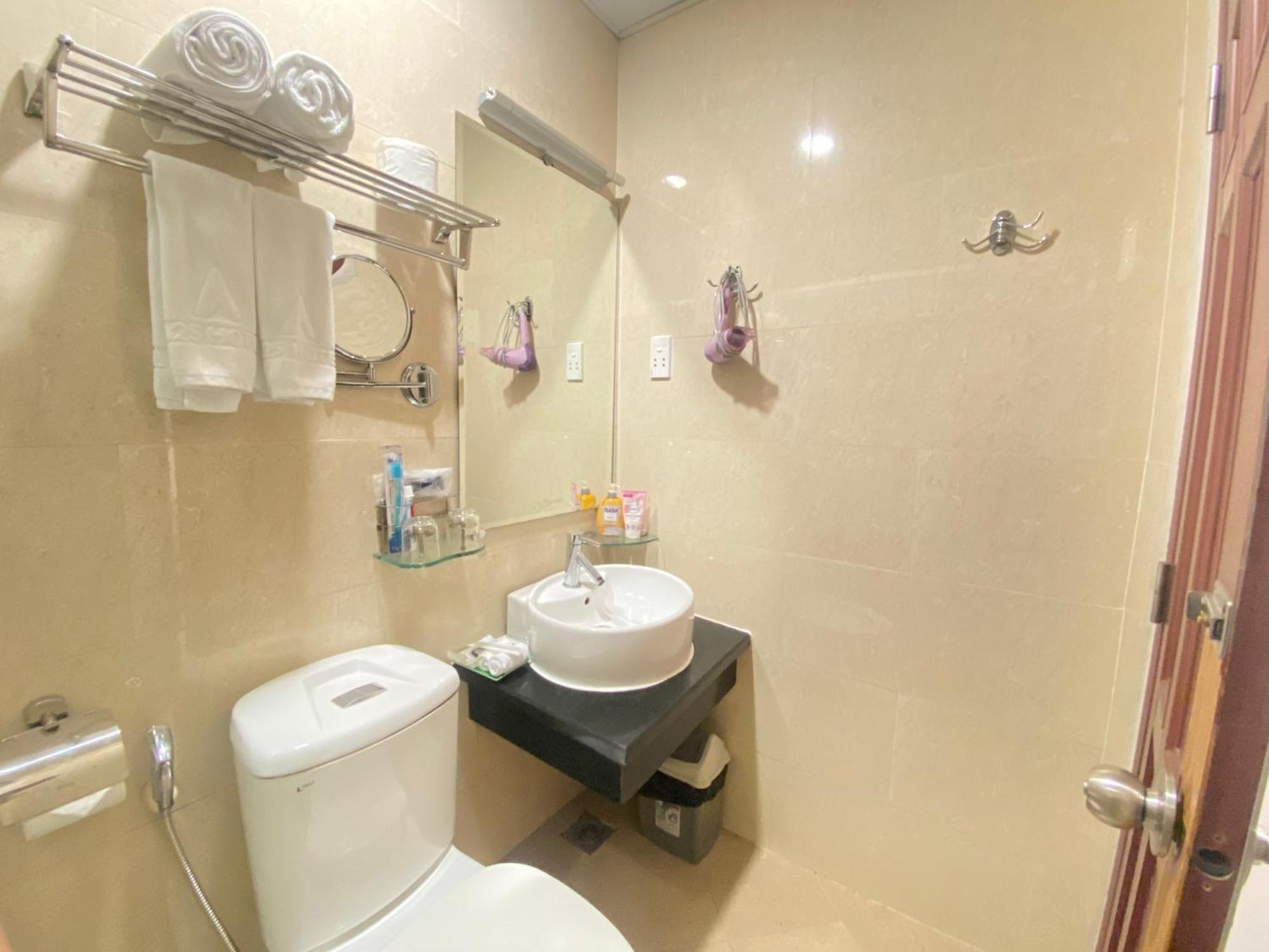 A25 Hotel - 13 Bui Thi Xuan Хошимин Экстерьер фото