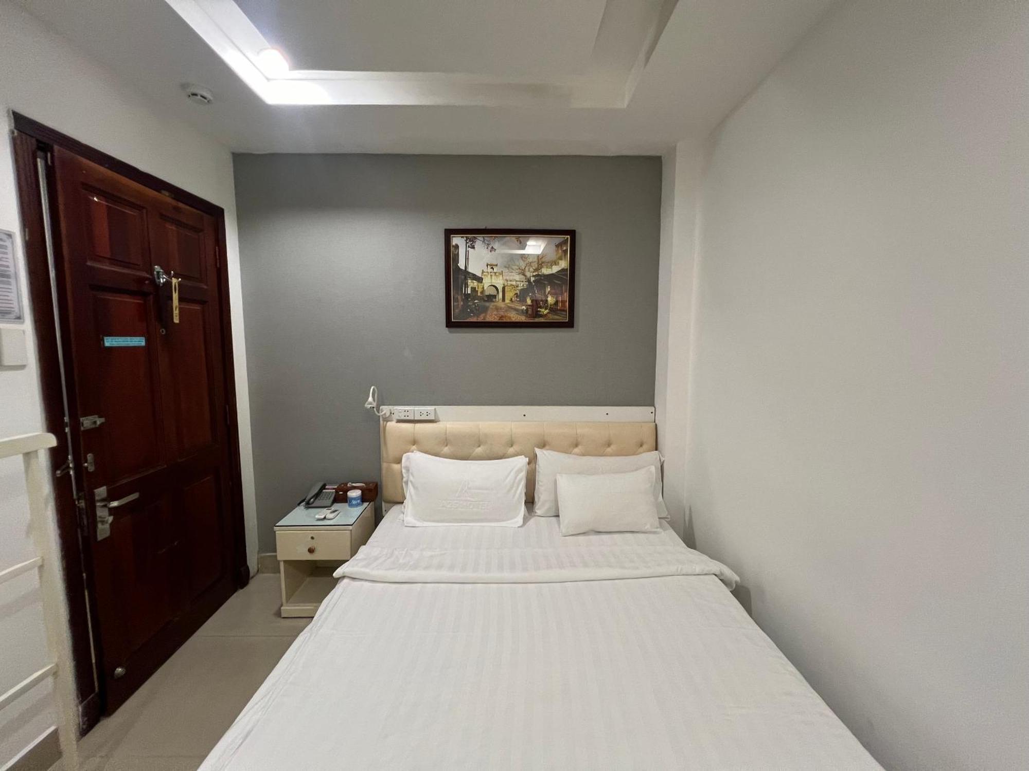 A25 Hotel - 13 Bui Thi Xuan Хошимин Экстерьер фото