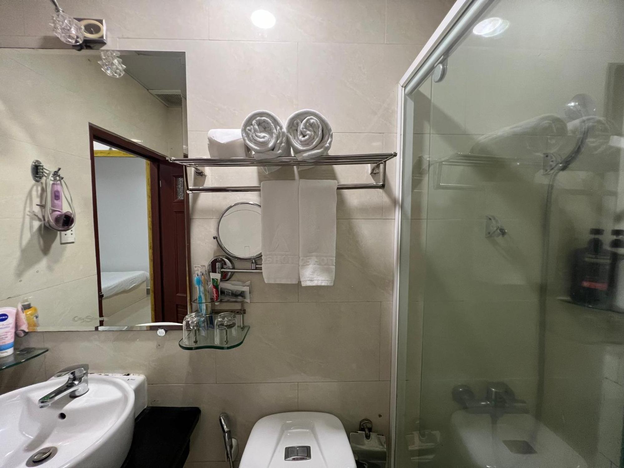 A25 Hotel - 13 Bui Thi Xuan Хошимин Экстерьер фото
