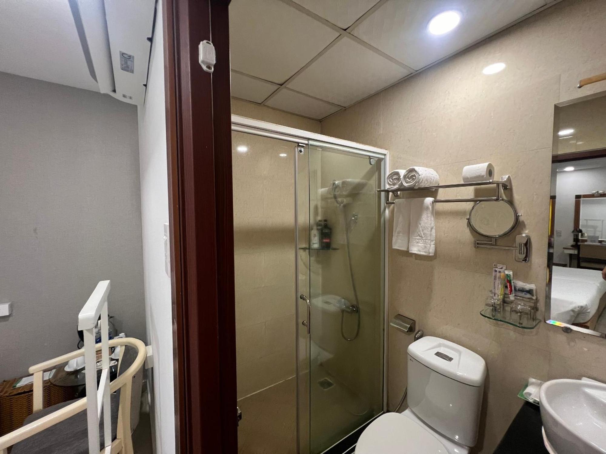 A25 Hotel - 13 Bui Thi Xuan Хошимин Экстерьер фото